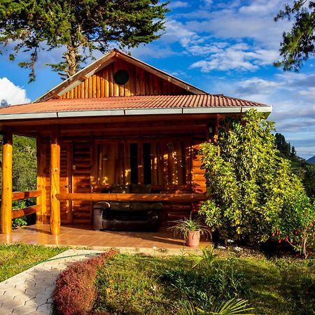 Hassinger Ranch Cabanas Oxapampa Εξωτερικό φωτογραφία