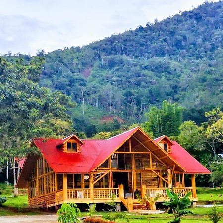 Hassinger Ranch Cabanas Oxapampa Εξωτερικό φωτογραφία