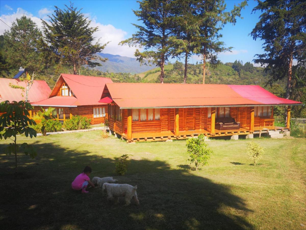 Hassinger Ranch Cabanas Oxapampa Εξωτερικό φωτογραφία