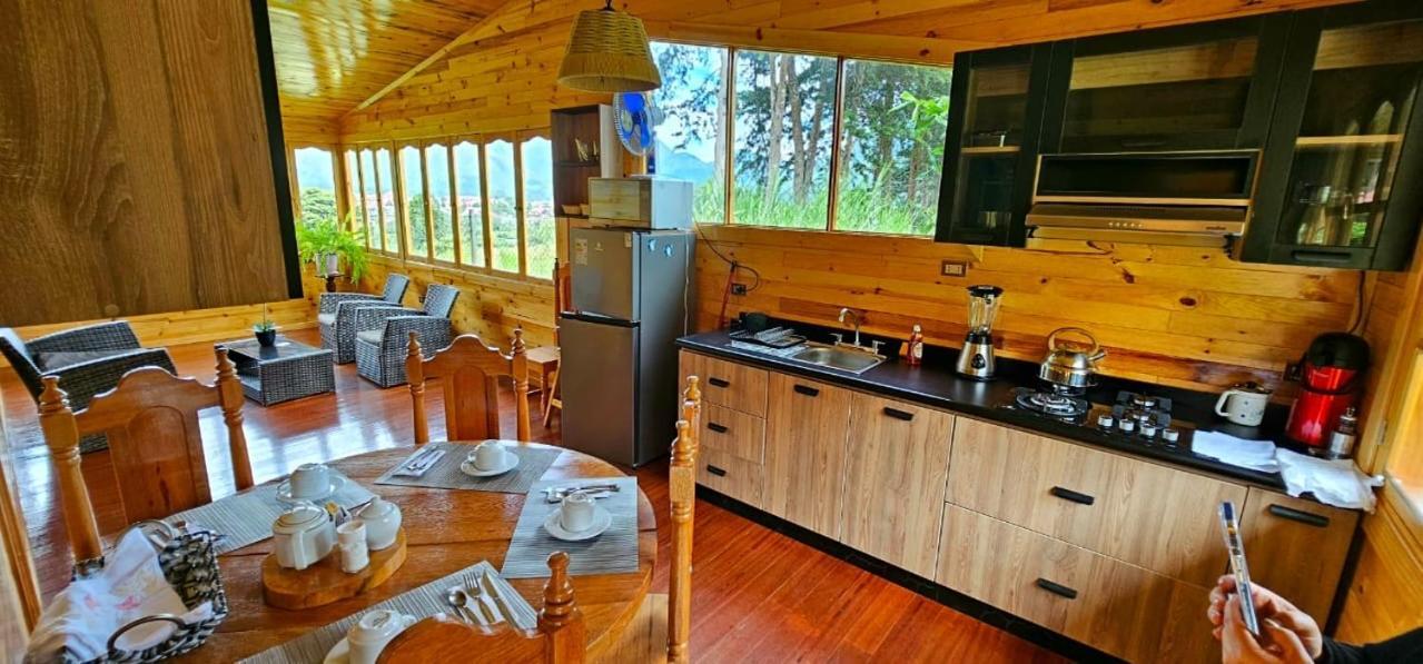 Hassinger Ranch Cabanas Oxapampa Εξωτερικό φωτογραφία