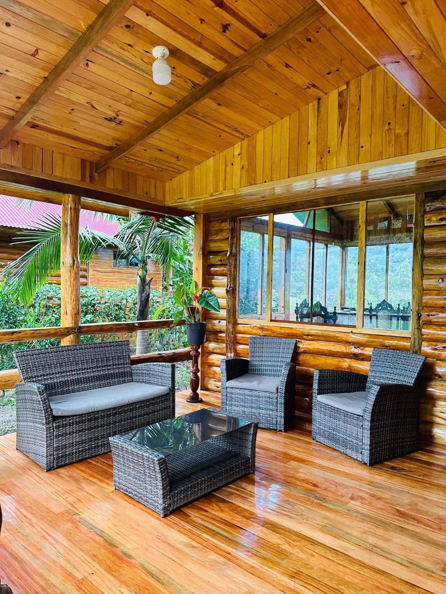Hassinger Ranch Cabanas Oxapampa Εξωτερικό φωτογραφία